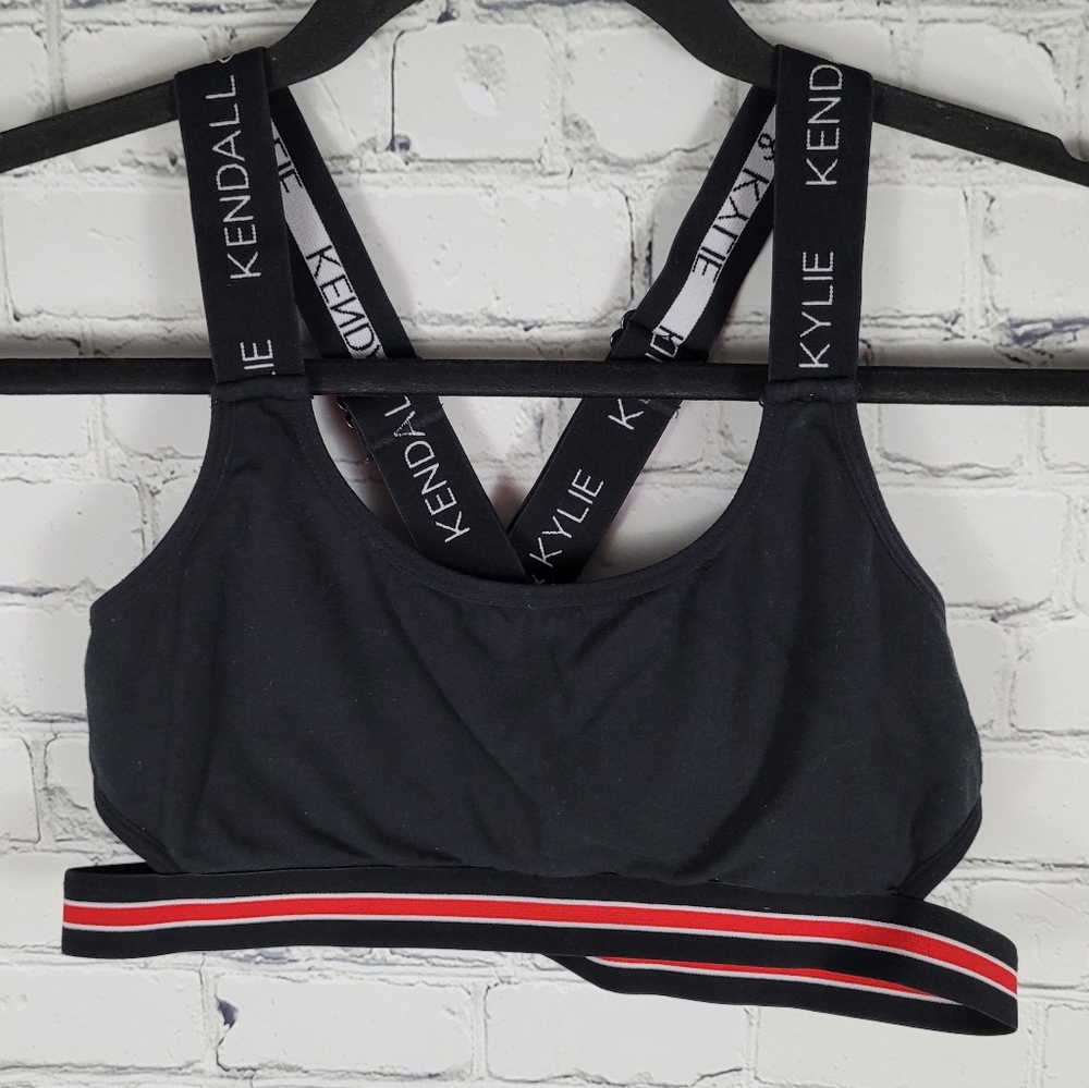KENDALL & KYLIE | spellout strap cutout sides sports bra